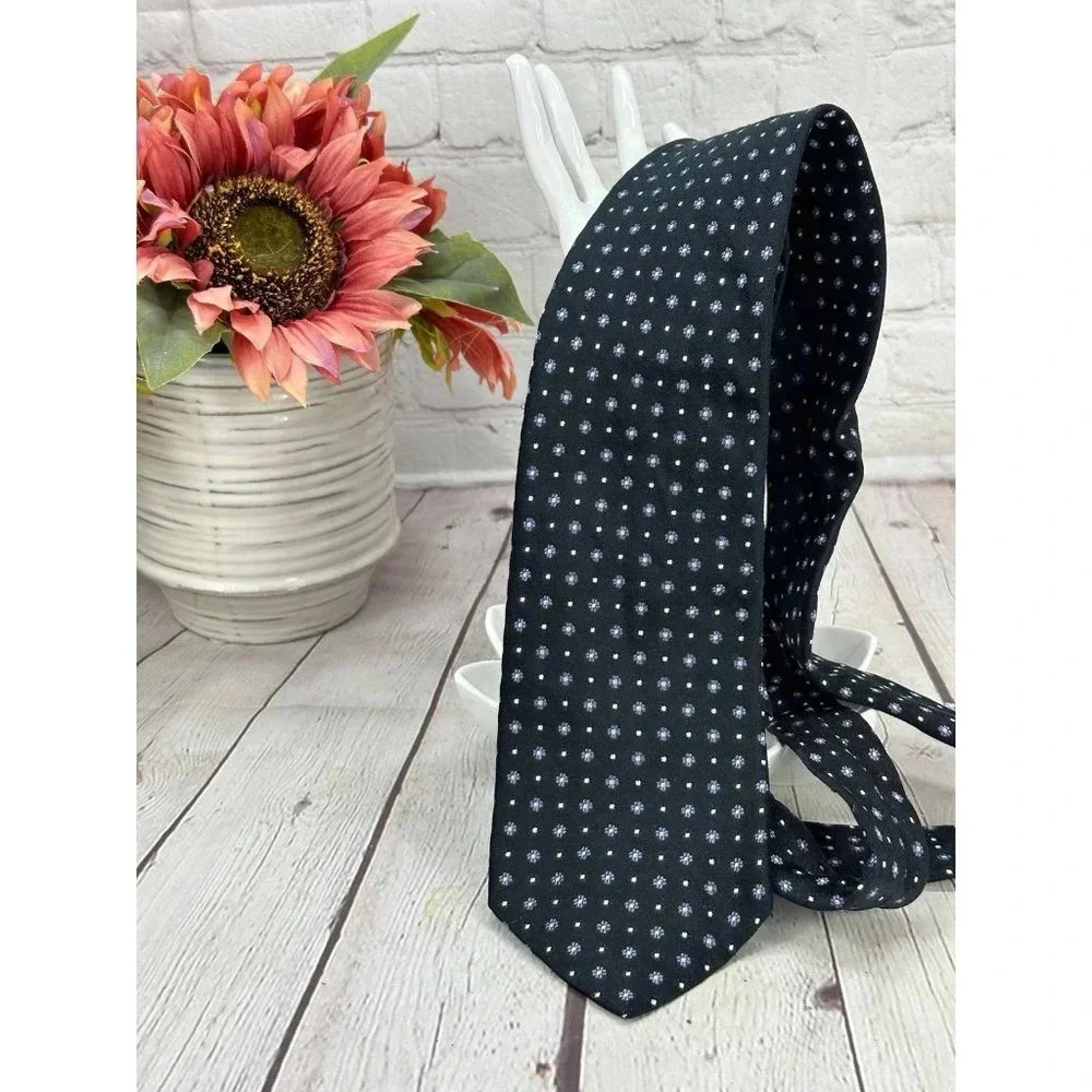 daniel cremieux silk tie black floral dot